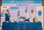 2023-05-31_MoU Signing Ceremony UTP & Top Glove