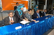 2007-04-16_Signing Ceremony UTP_TMnet