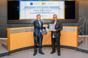 2025-12-10_Majlis Pertukaran Dokumen antara UTP dan Agensi Nuklear Malaysia