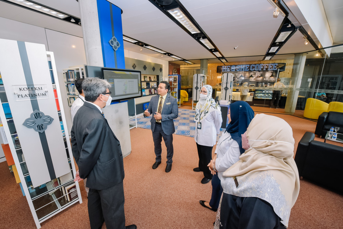 UTP7499__DSC7083-1-scr